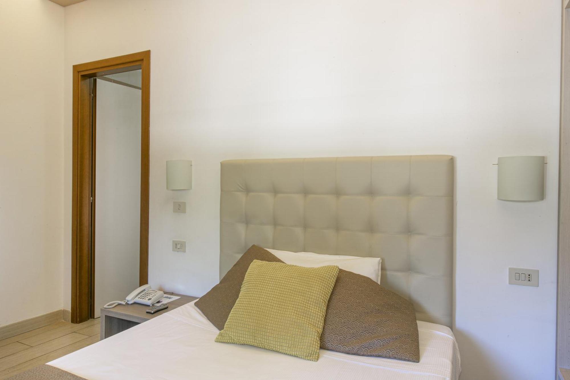 Hotel Boomerang Roma La Massimina-Casal Lumbroso Esterno foto