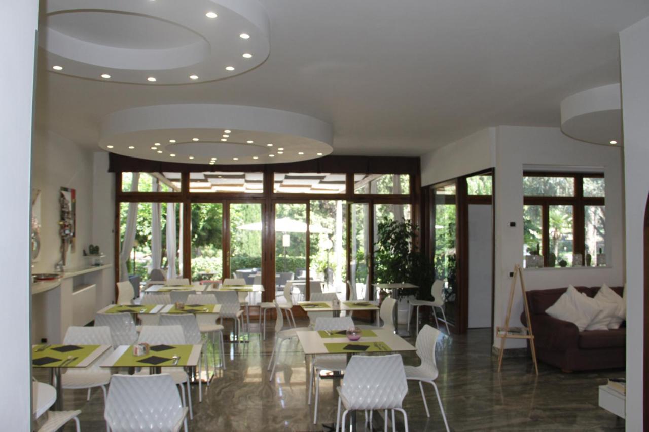 Hotel Boomerang Roma La Massimina-Casal Lumbroso Esterno foto